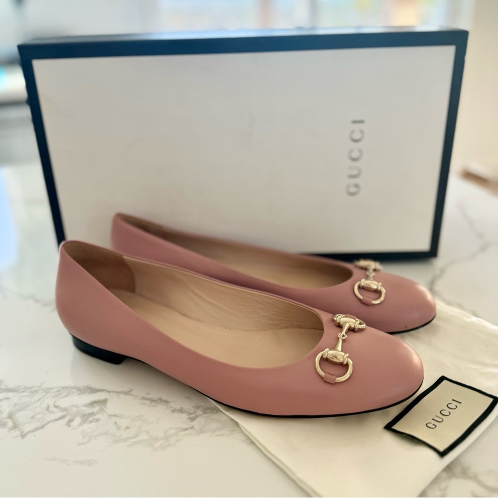 Gucci Leather Ballet Flats with Metal Forsebit